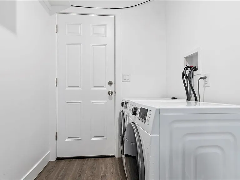 5750 S 4060 W — Photo 9