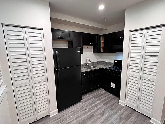 3rd image of 3554 W Diversey Ave #G
