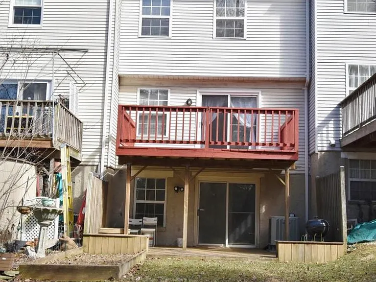 24 Bristow Ct — Photo 8