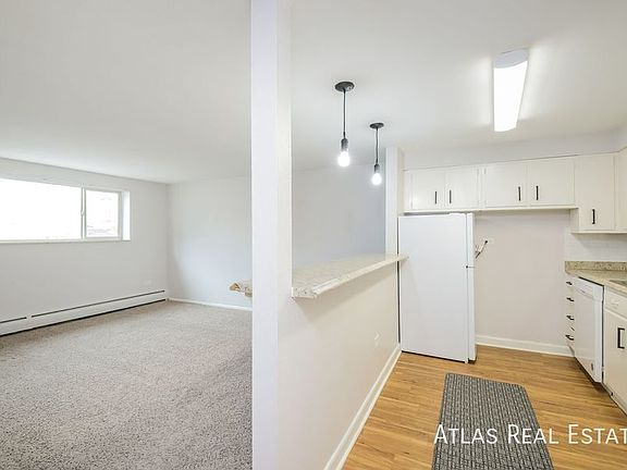 3rd image of 4993 N King St #303