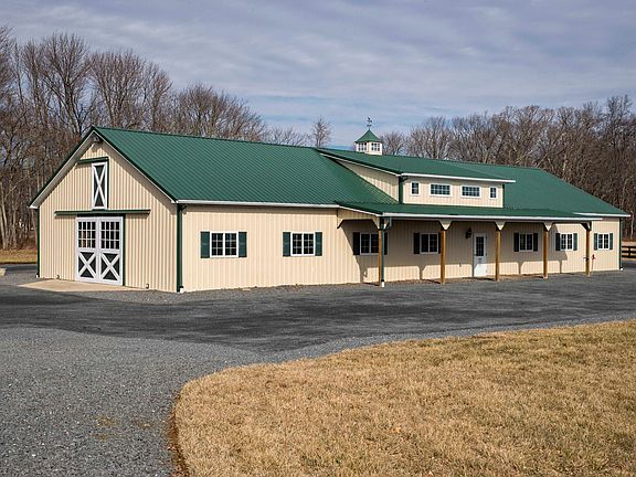 4th image of 15320 Mountain Crest Ct