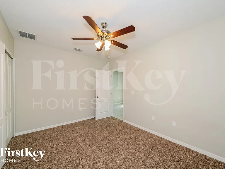 3911 Willow Walk Dr — Photo 13
