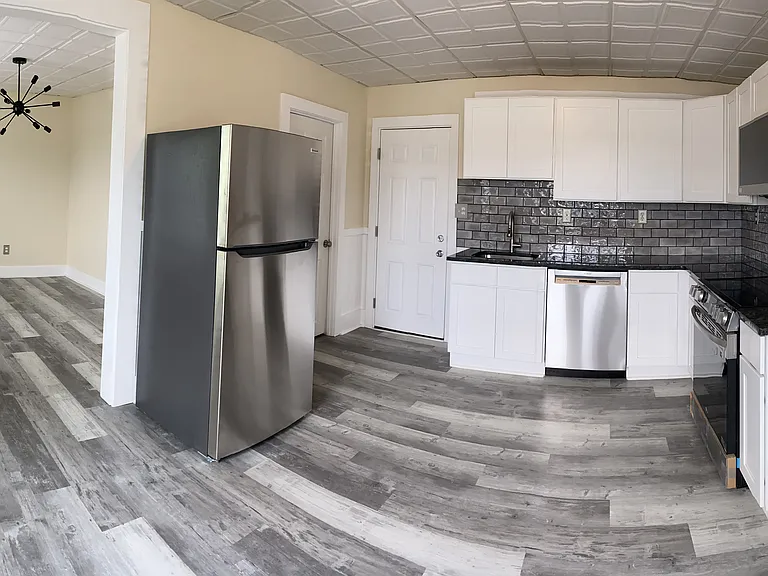 3 Negus St #3L — Photo 9