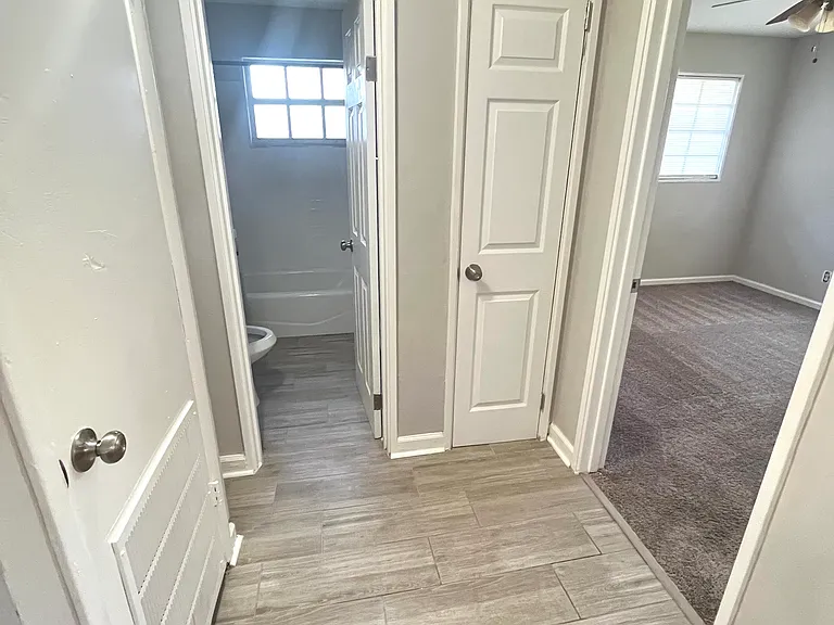 4708 Leila Ave — Photo 9