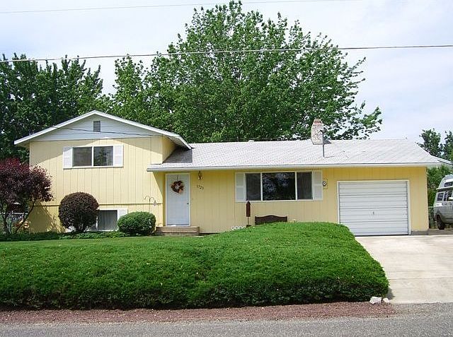 1st image of 1723 Stafford Dr