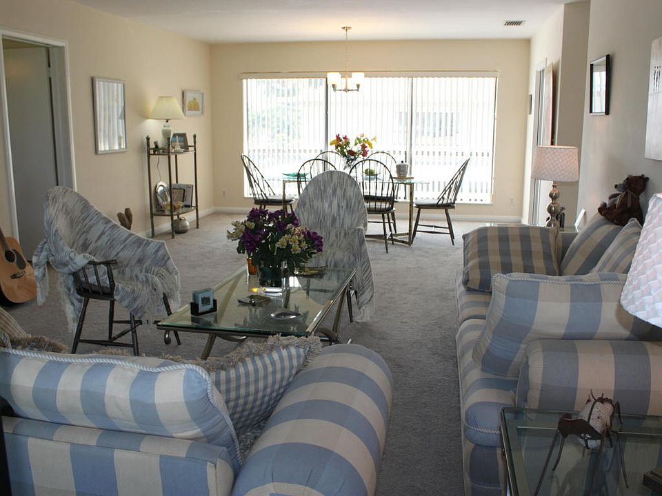1st image of 5 SE Concourse Dr Unit F