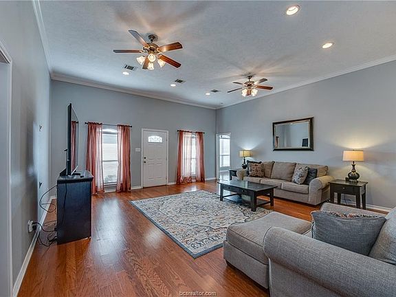 5th image of 1519 Bluefield Ct
