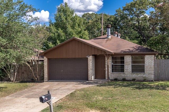 1st image of 2710 Allen Forest Dr
