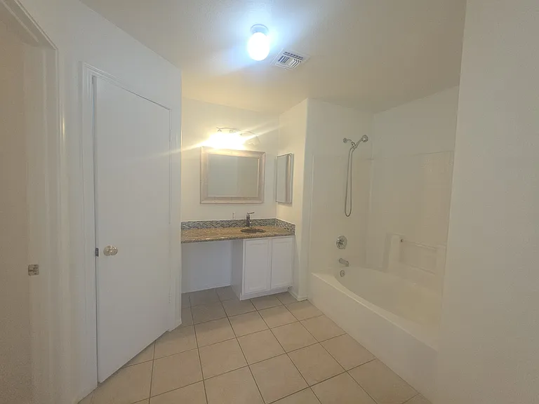 7130 W Toronto Way — Photo 9