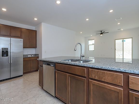 3rd image of 7101 W Muirwood Ln