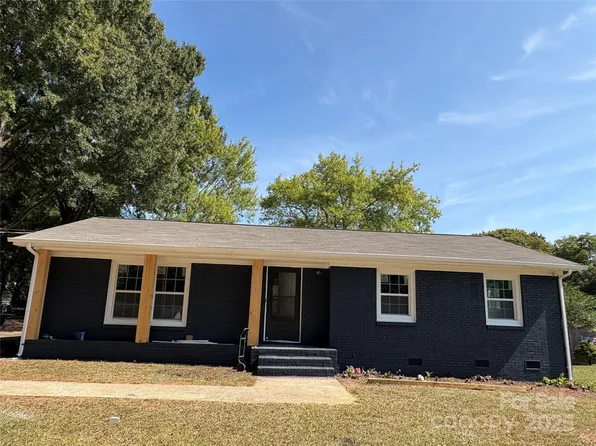 3410 Joseph Dr, Matthews, NC 28105