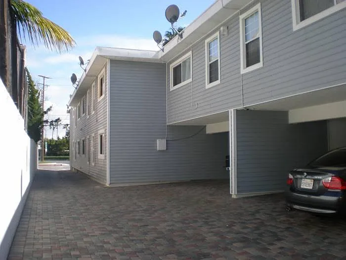 1 bed, 735 sqft, $2,500 — Photo 2