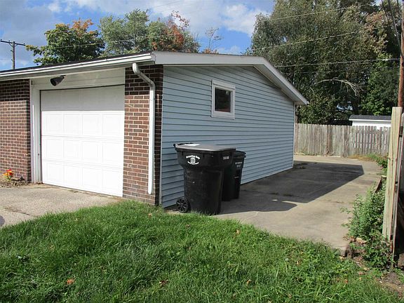 5th image of 3105 Rexford Dr
