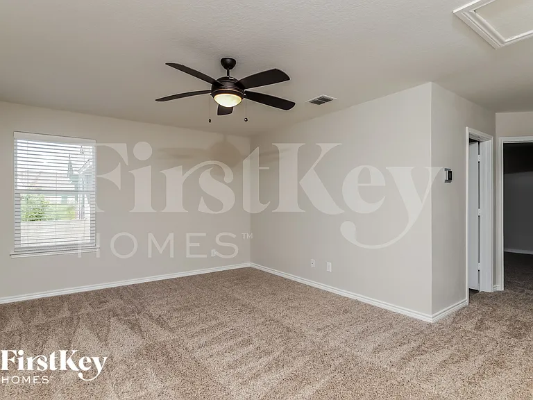 2410 Yaupon Cyn — Photo 10