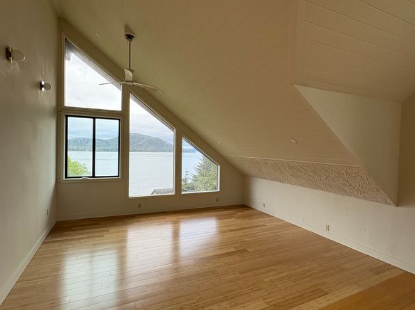 4014 Halibut Point Rd #1