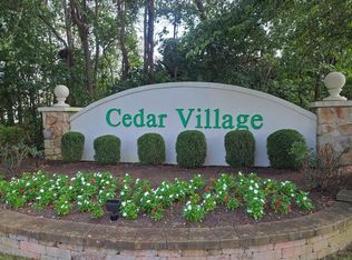 16 Orchid Ln, Brick, NJ 08724