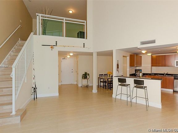 2nd image of 3000 NE 188th St APT 710