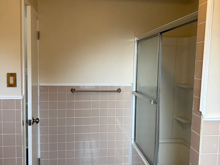 15 E Adams Ave #2 — Photo 11