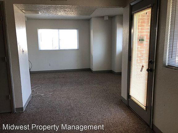 4th image of 1903 Massachusetts St #5