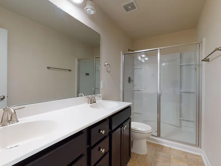 8032 Remington Heights Dr — Photo 23