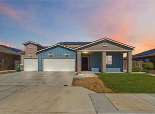 3503 Running Brook St, Madera, CA 93637