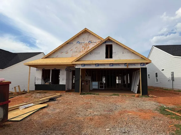 1755 Spruce Knoll St, Spartanburg, SC 29303