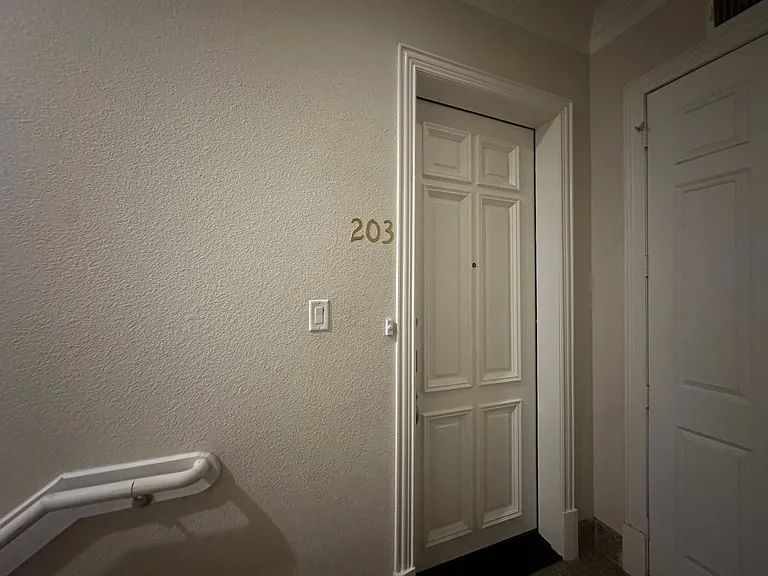 11351 Hilltop Rd — Photo 24
