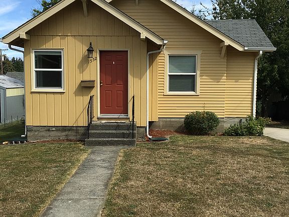 2nd image of 1552 High Ave