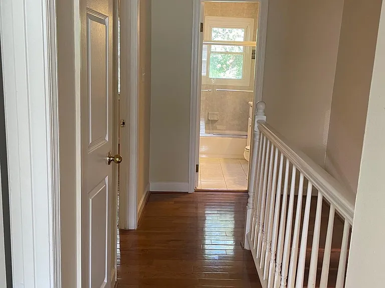 5102 Glassmanor Dr — Photo 22