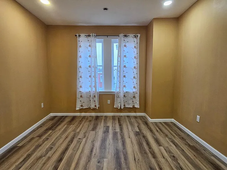 3270 N Marston St — Photo 11