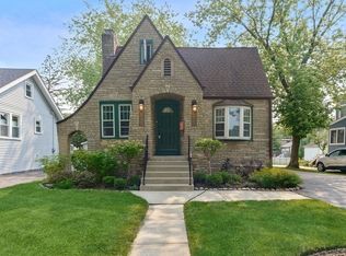 729 S Ardmore Ave, Villa Park, IL 60181