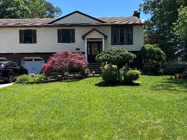 115 Oak St, Old Bridge, NJ 08857