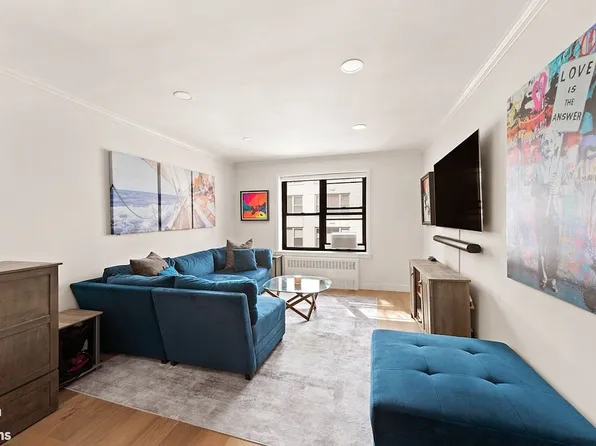505 E 82nd St APT 6G, New York, NY 10028