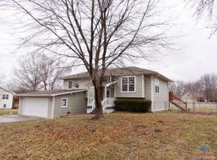 4036 Oregon Rd, Sedalia, MO 65301