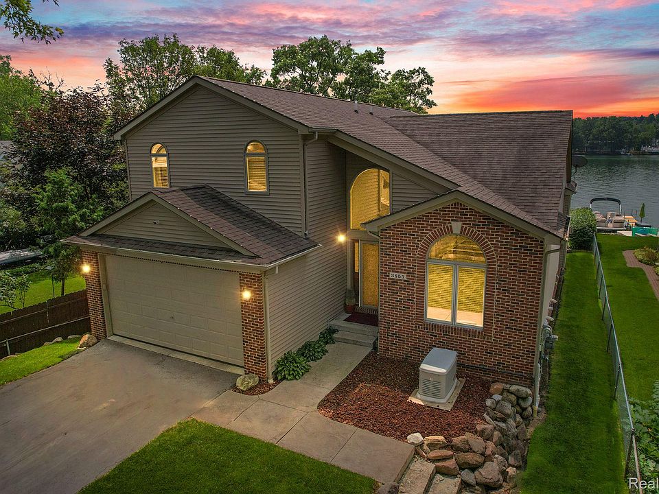 1st image of 3855 Lotus Dr