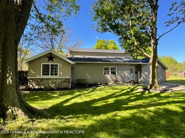 309 Olivet Rd, Bellevue, MI 49021