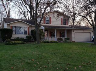 46 Deepwood Dr, Rochester, NY 14606