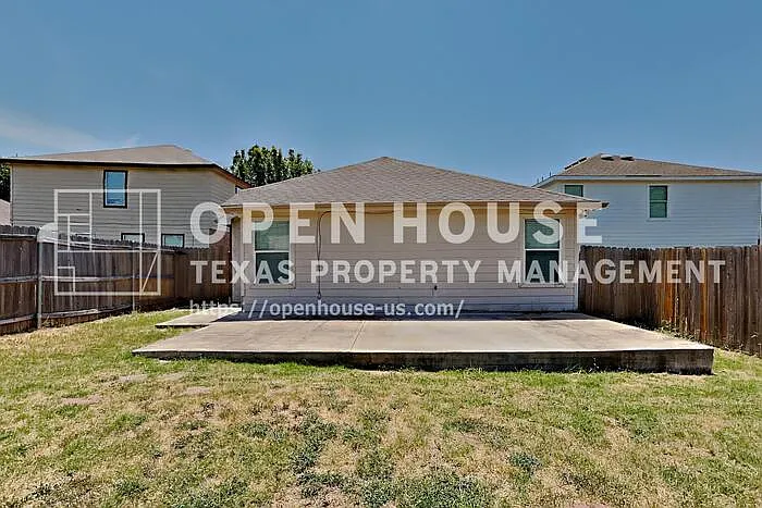 4940 Waterford Dr — Photo 21