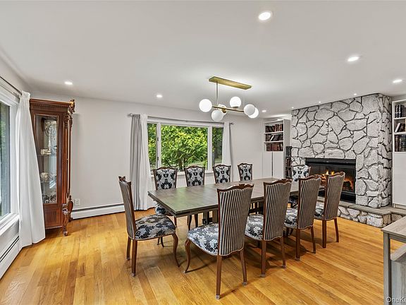 5th image of 11 Cliff Court