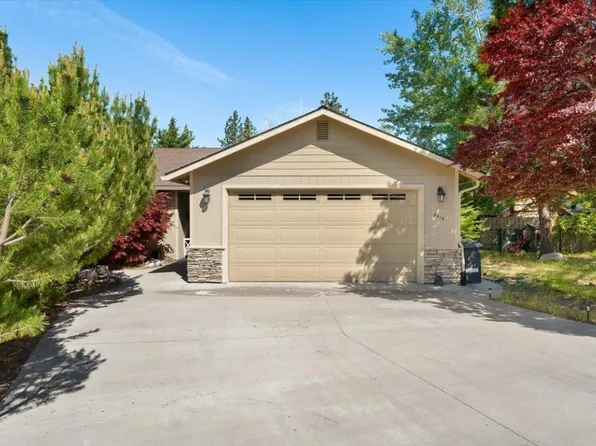 17315 Squirrel Ct, Weed, CA 96094