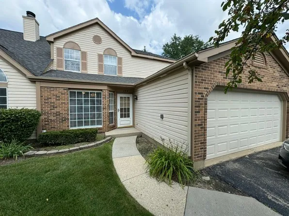 194 Wellington Cir, Gurnee, IL 60031