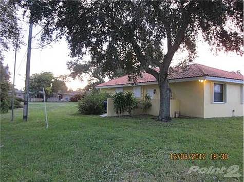3rd image of 17371 NE 9th Ave