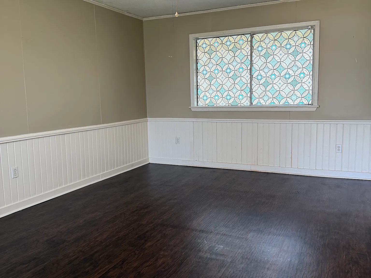 3 bed, 1072 sqft, $1,100 — Photo 2