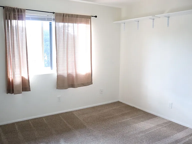 5001 S Sioux Ave — Photo 12