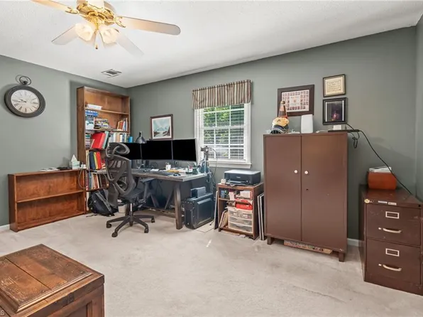 3866 Creekview Dr, Trinity, NC 27370