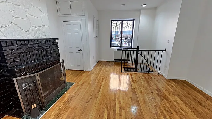 Rented by Charles Coutinho LLC | media 17