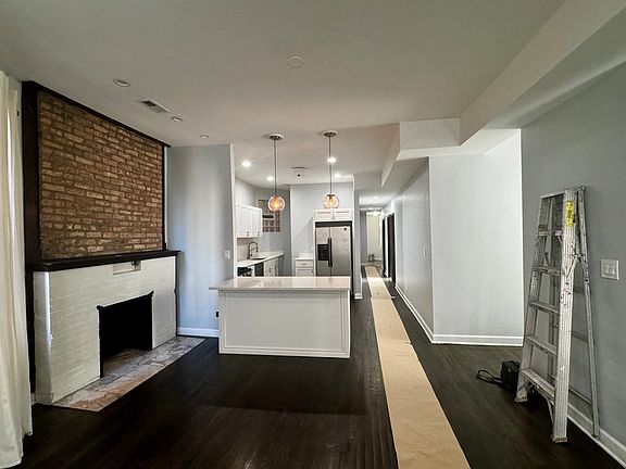 3rd image of 437 E 46th St APT 2