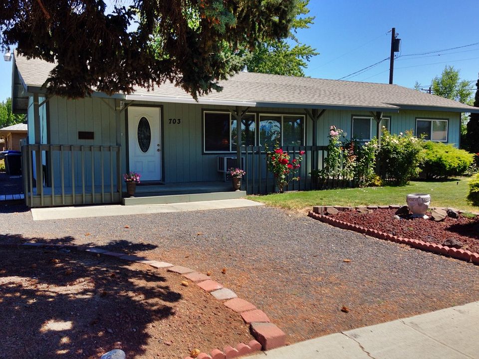 1st image of 703 N Vista Dr