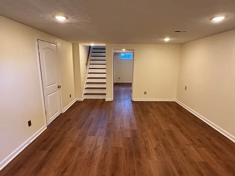 604 N Mantle Ave — Photo 18
