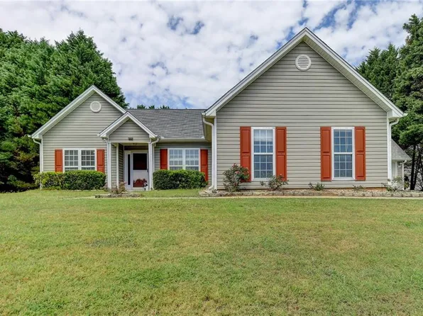 2926 Ben Arron Dr, Dacula, GA 30019